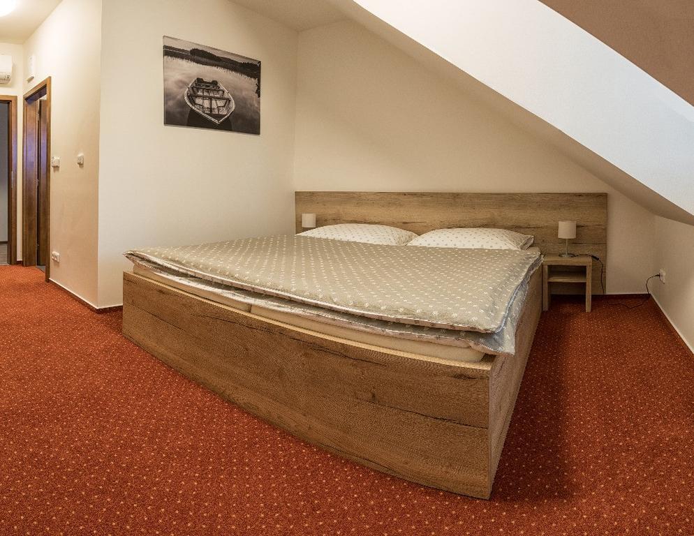 Pansky Mlyn Hotell Opava Exteriör bild